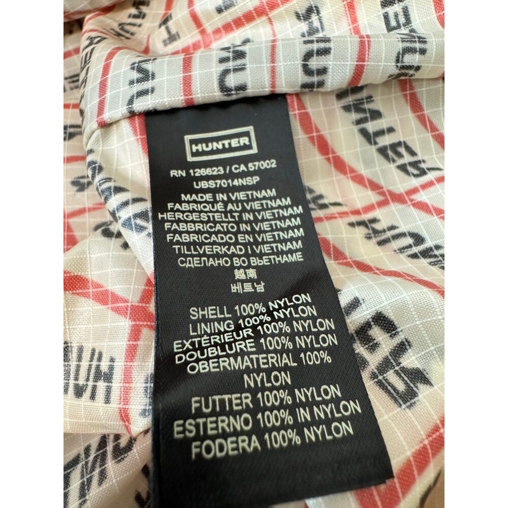 Hunter Original Repeat Print Drawstring Tote Nwot - image 5